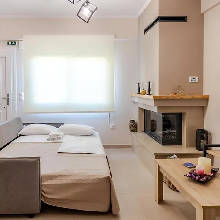 Afroditi's Delux アパート モネンバシア